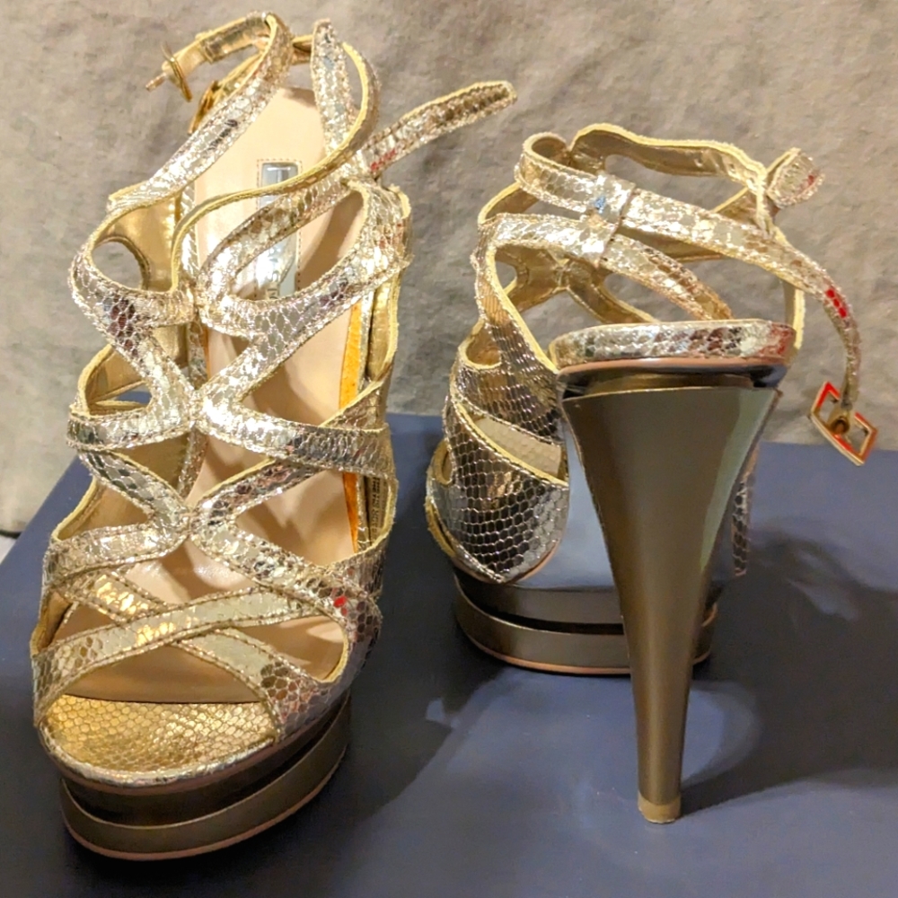 Gold heel by Halston